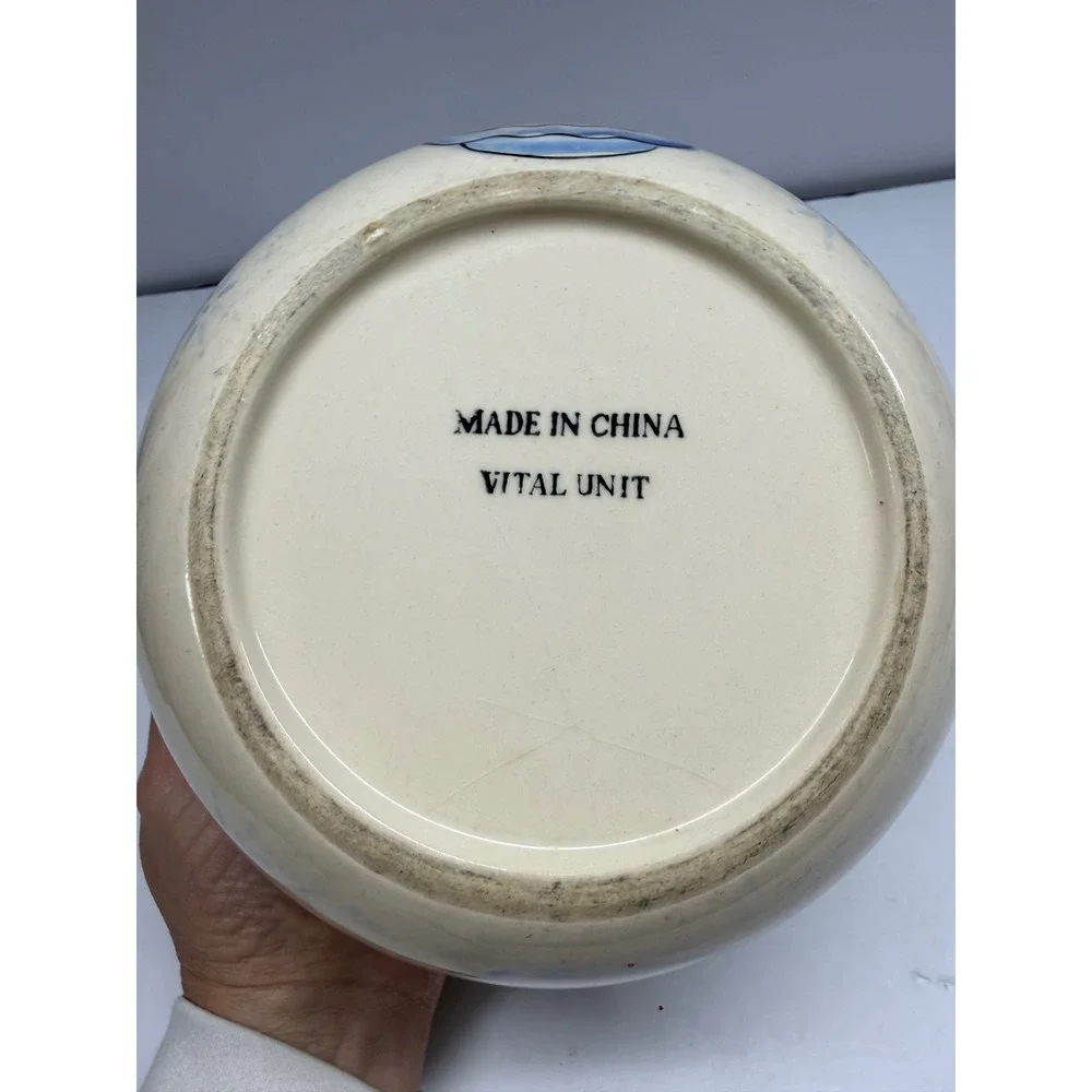 Vital Unit Ceramic Mixing Bowl Angel Hand Painted Green Rim 8.5 Inch Cream